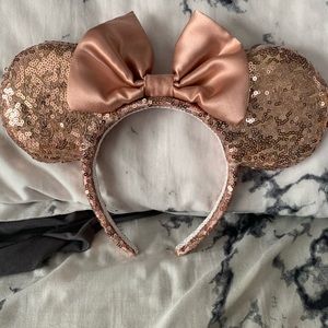 Rose gold Minnie ear headband